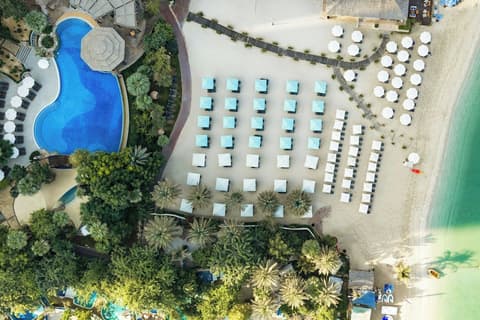 Le Méridien Mina Seyahi Beach Resort & Waterpark