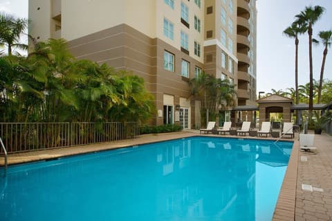 Staybridge Suites Miami Doral Area by IHG, Pool