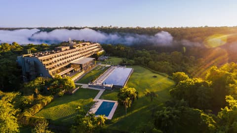 Cataratas de lujo – foto 1