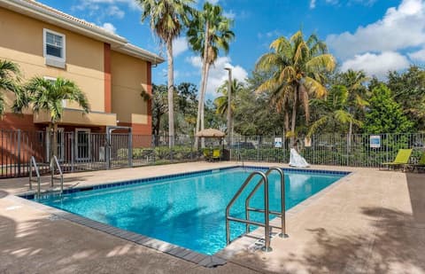 Extended Stay America Suites Fort Lauderdale Plantation
