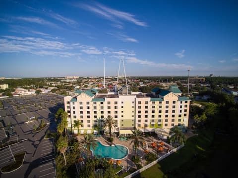 Comfort Suites Maingate East