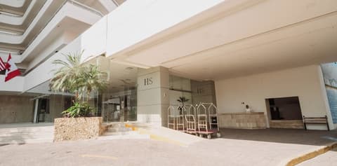 HS HOTSSON Hotel Acapulco