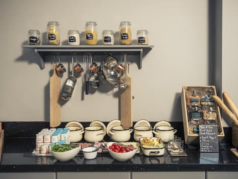 Mercure London Bankside, Breakfast area
