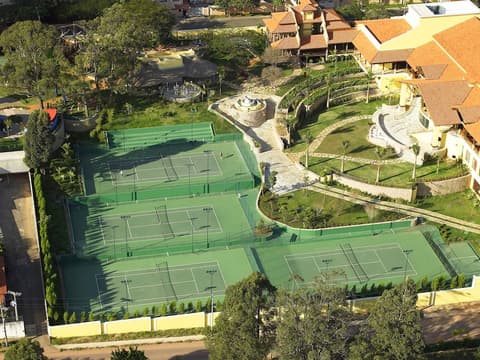 Royal Palm Plaza Resort Campinas, Tennis court