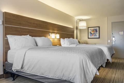 Holiday Inn Express Hotel & Suites Albuquerque Midtown by IHG, Room