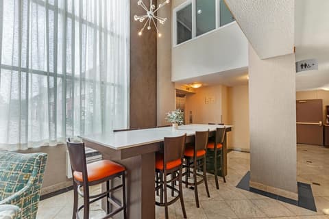 Quality Inn & Suites - Toronto West