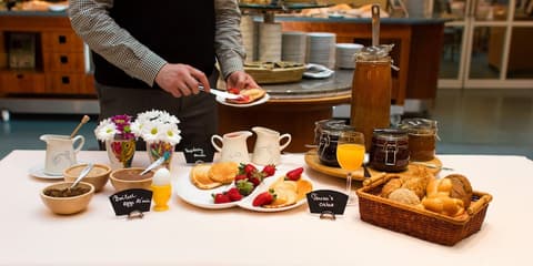 Adria Hotel Prague, Breakfast area