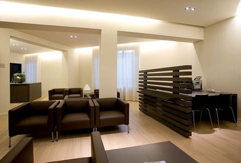 Hotel Ovest