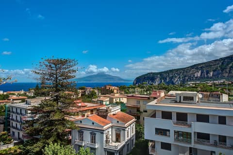 Majestic Palace Hotel