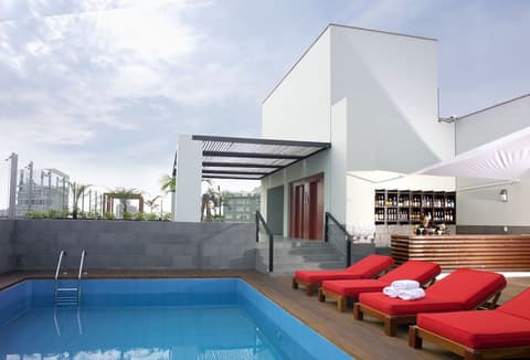 Radisson Hotel Decapolis Miraflores, Rooftop pool