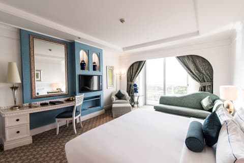 Al Habtoor Grand Resort, Autograph Collection®