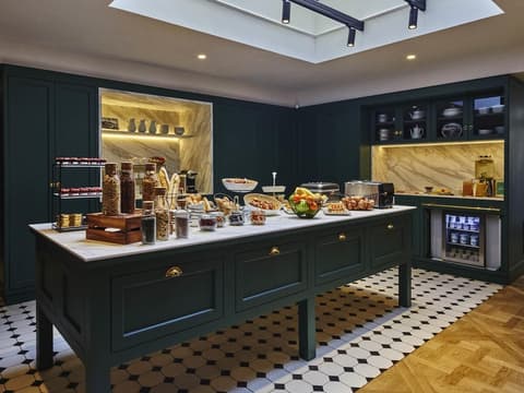 Mercure Versailles Chateau
