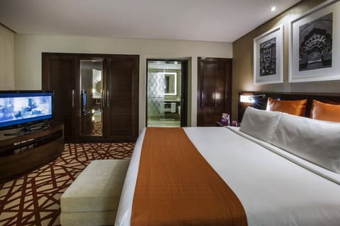 Crowne Plaza Dubai Deira by IHG, Room