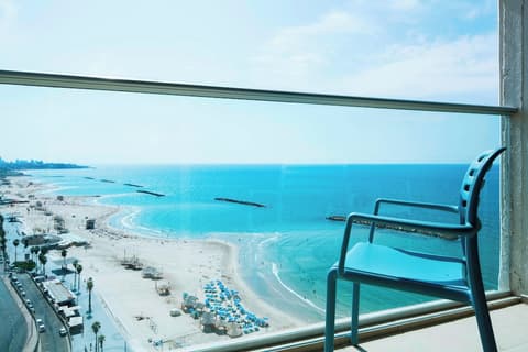 Renaissance Tel Aviv