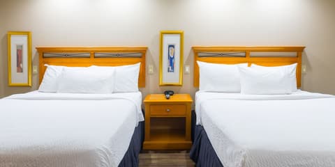 Royal Hotel Calgary, Trademark Collection by Wyndham, Room