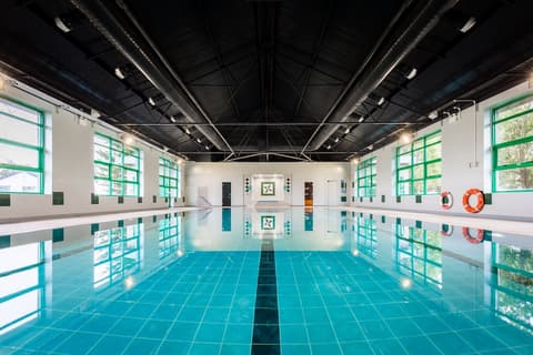 Castle Oaks House Hotel