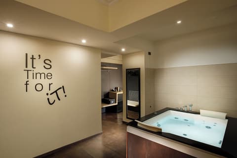 Best Western Plus Globus Hotel
