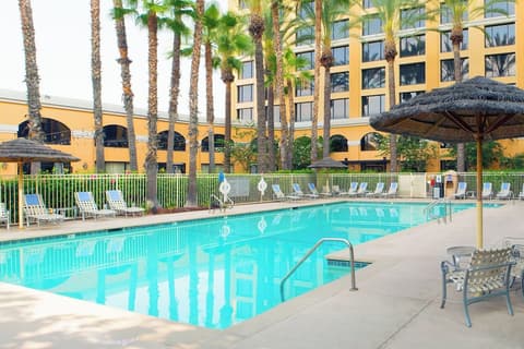 Delta Hotels by Marriott Anaheim Garden Grove