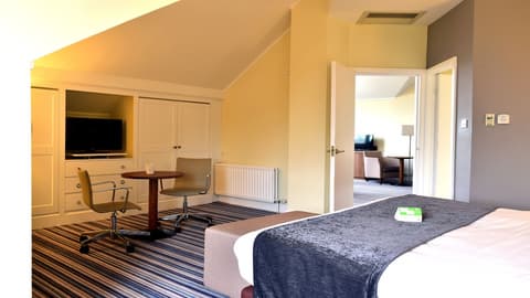 Holiday Inn Glasgow East Kilbride by IHG