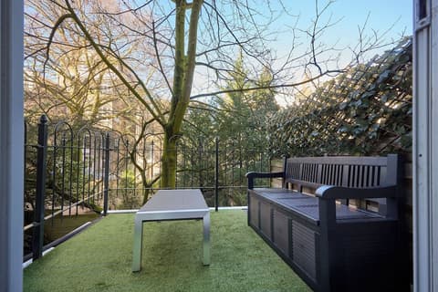 Quentin Museum Square Hotel, Balcony