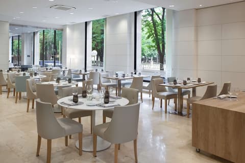 NH Canciller Ayala Vitoria, Breakfast area