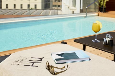 NH Málaga Hotel, Exterior