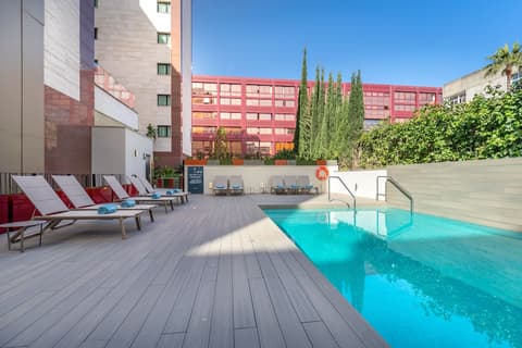 Occidental Sevilla Viapol, Pool