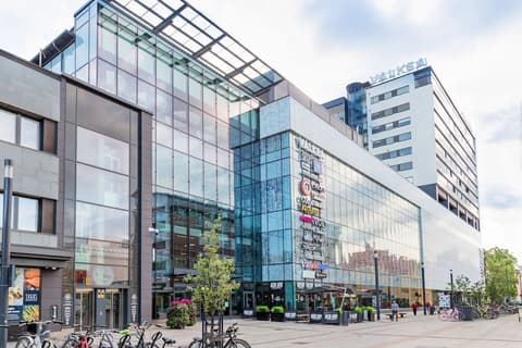 Original Sokos Hotel Arina, Shopping mall