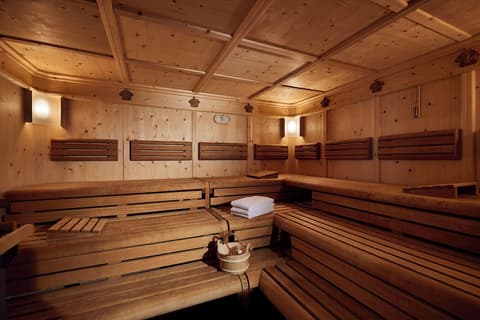 THE CURVE Hotel BayArena Leverkusen