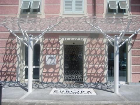 Europa Hotel Design Spa 1877, Property entrance