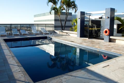 Metropolitan Hotel by Atlantica