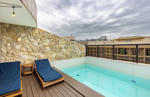 B&B Hotels RJ Copacabana Forte, Rooftop pool