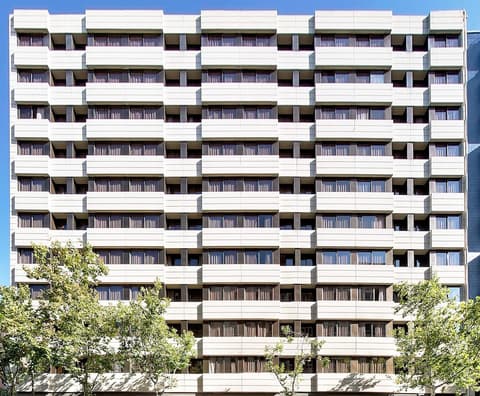 H10 Tribeca, Exterior