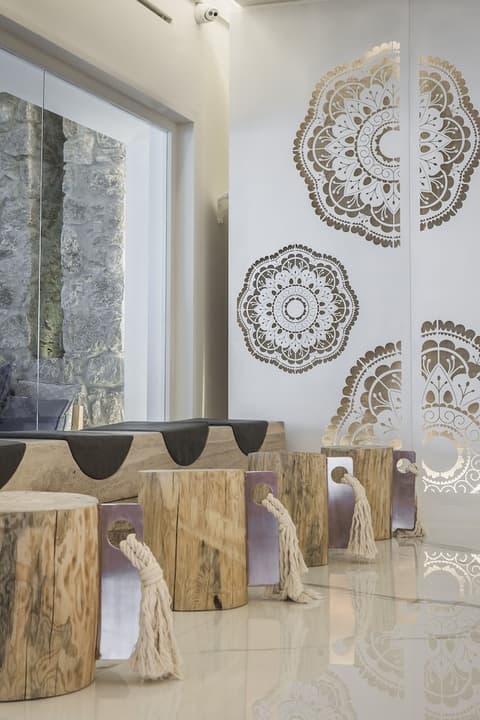 Palladium Hotel, Lobby