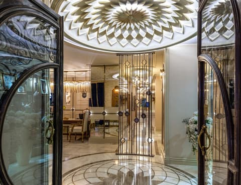 Romance Istanbul Hotel, Interior entrance