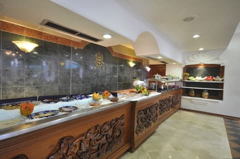 HMB Guadalajara Centro, Restaurant