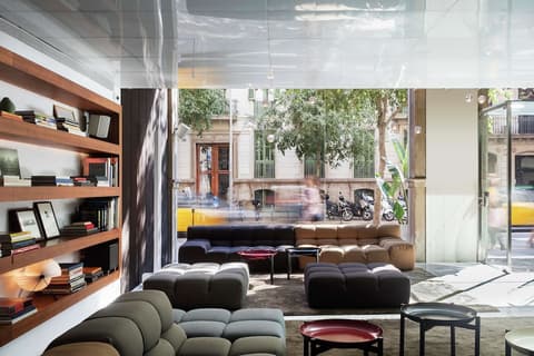 Alexandra Barcelona Hotel, Curio Collection by Hilton, Lobby