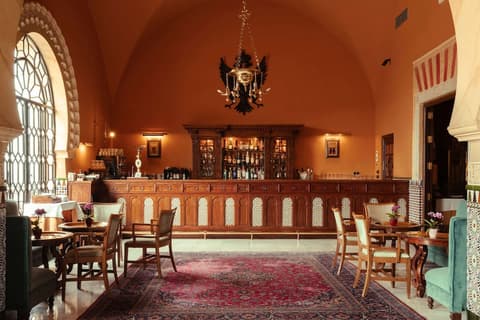 Alhambra Palace Hotel