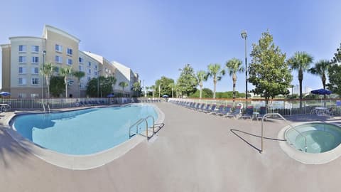 City Express by Marriott Orlando International Drive, Outdoor pool