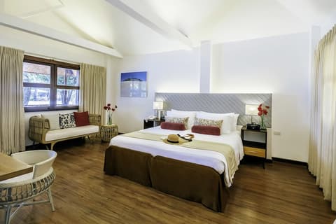 Discovery Coron, Room