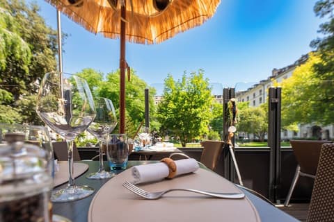 Hotel Bristol, Terrace/patio