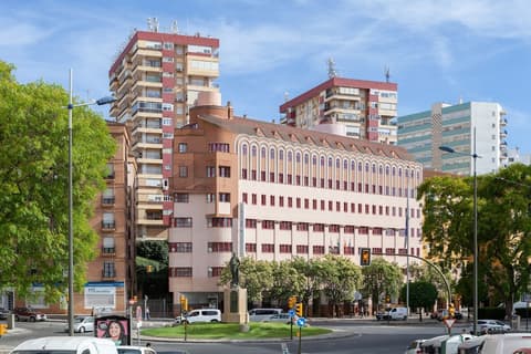 Senator Huelva Hotel, Front of property