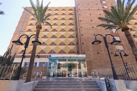 Hotel Castilla Alicante, Front of property