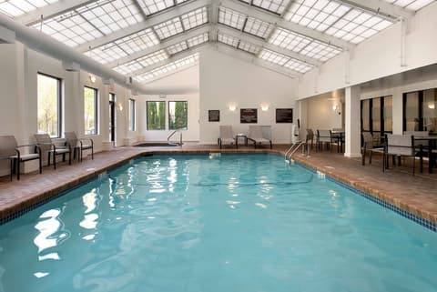 Hampton Inn Boston - Logan Airport
