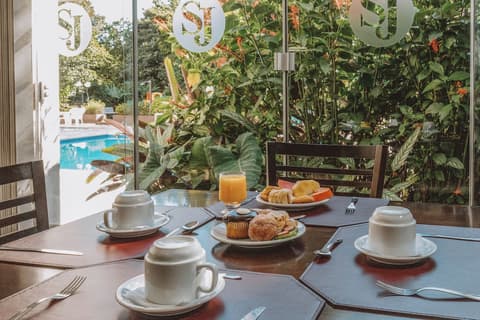 SJ Tour - San Juan Foz do Iguaçu, Breakfast area