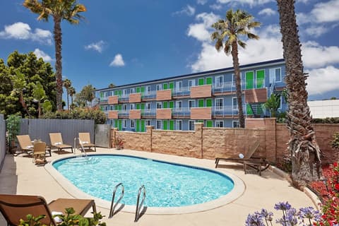 SureStay Hotel by Best Western San Diego Pacific Beach
