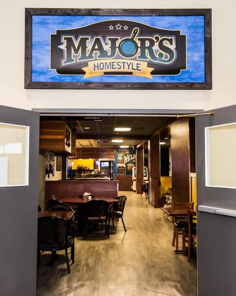 Paradise Inn & Conference Centre