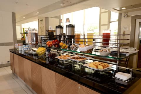 Holiday Inn Express Iquique by IHG, Breakfast area