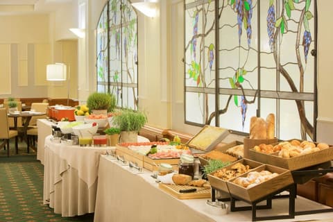 Starhotels Business Palace