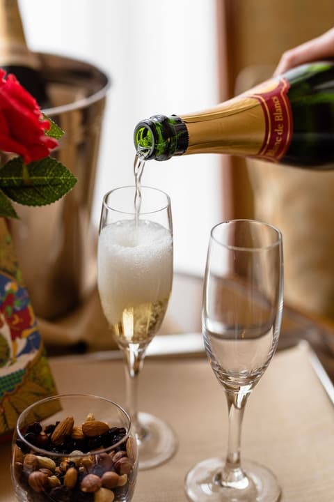 Hotel Le Plaza Brussels, Room service - dining